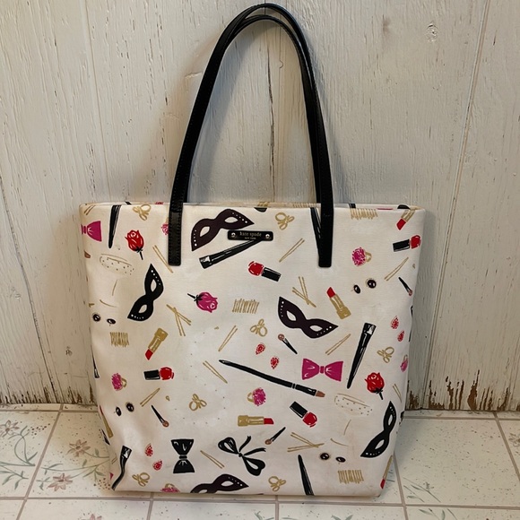 kate spade Handbags - Kate Spade Tote Bag